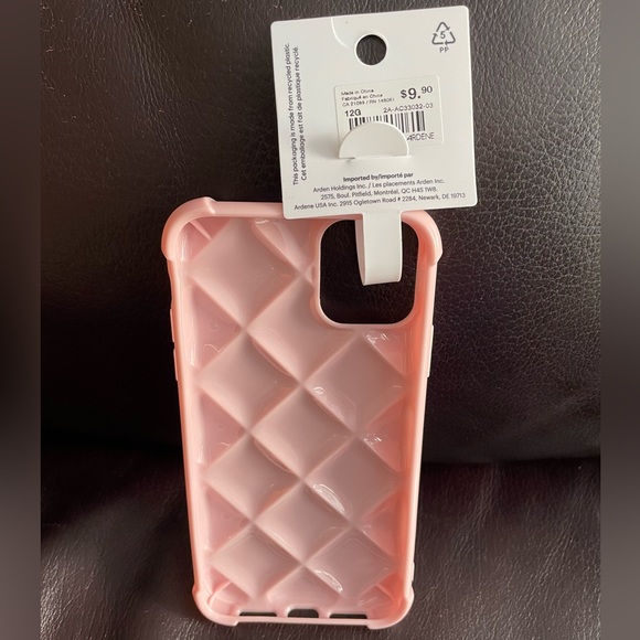 ARDENE Quilted Pink Jelly IPhone 11 case NWT $11 - Picture 2 of 6